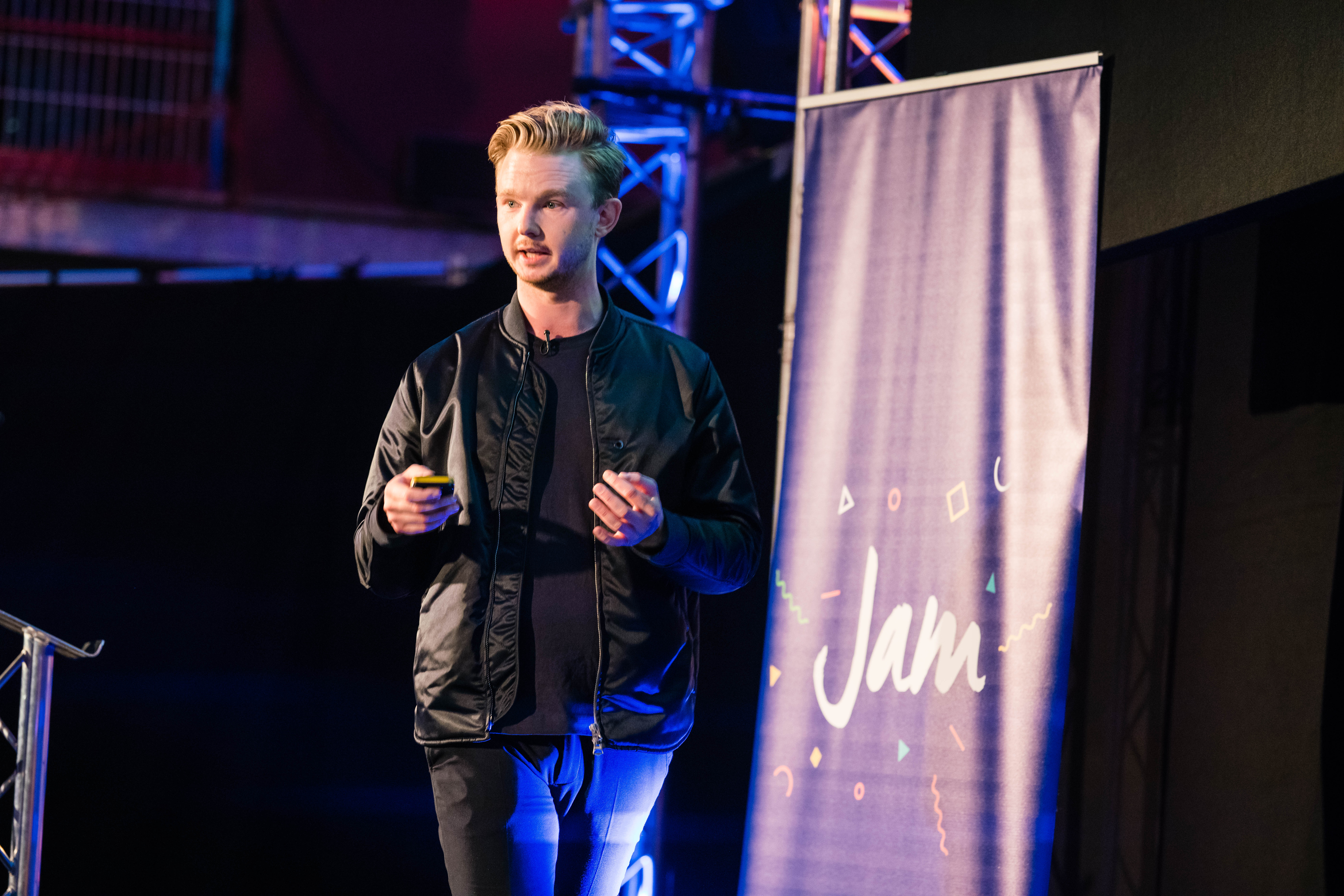 Peakon talk about building a SaaS platform at JAM 2017